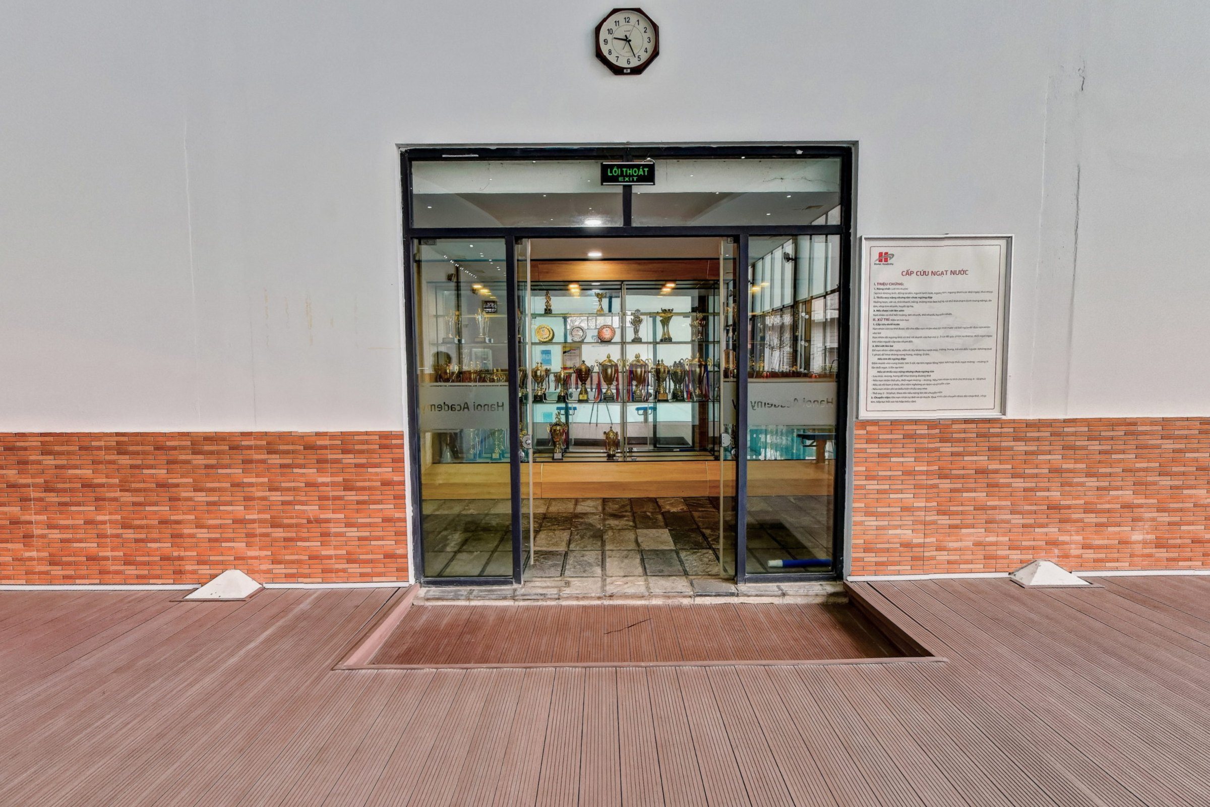 Bể bơi Hanoi Academy trong tour 360